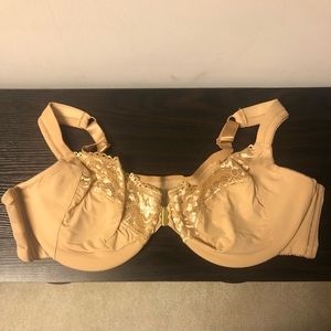 Amoureuse Front-Close Underwire Bra 48C